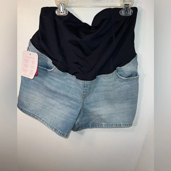 Ingrid and Isabel, NWT, , 8, midi 4pocketed denim short with Cross Over panel - Picture 1 of 11